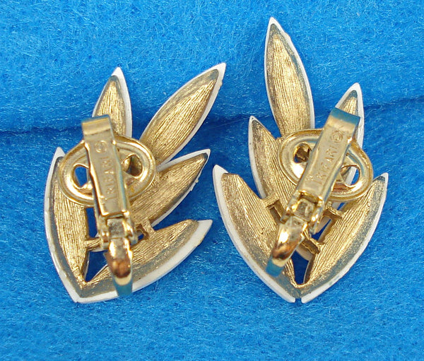 Trifari 1" Earrings Clip On Gold Tone Chalk White 15x4mm Marquise Cabochons