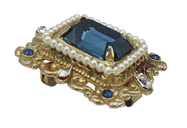 Coro Victorian Revival Brooch Pin Pendant Faux Pearls Montana 1 1/4"