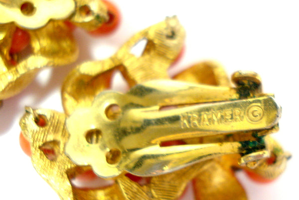 Kramer Earring Brushed Gold Tone Ribbon Coral Glass Beads 1" Square