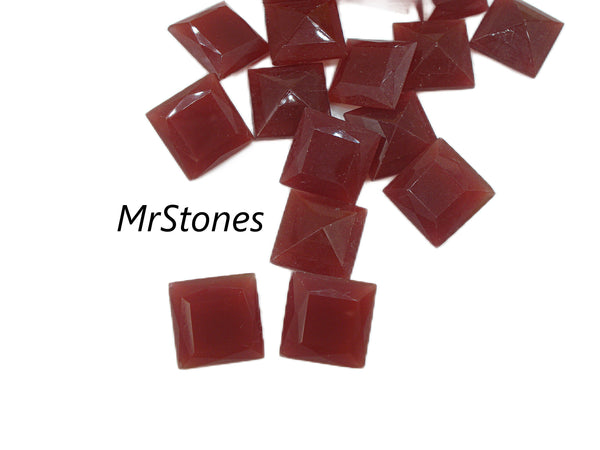 12mm (11.5mm) (4400) Cornelian Square Shape Scissor Cut Sides