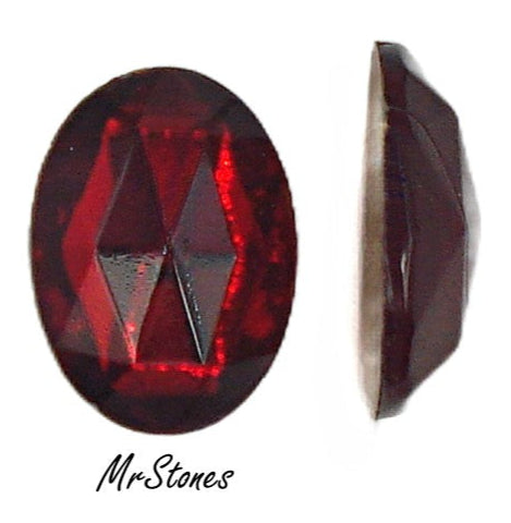 18x13mm (3293) Siam Red Rauten Cut Oval West Germany