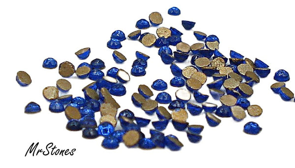1.3mm (2194) Rich Sapphire Blue Tiny Round Cabochon