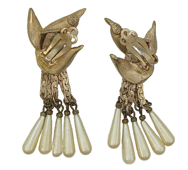 Gold Tone Leaf Earrings Flat Chain 5 Glass Pearl Dangles 2"