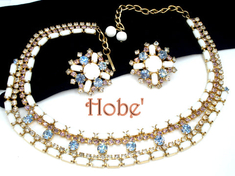 HOBE' Set Necklace Earrings Chalk White Light Sapphire Light Amethyst
