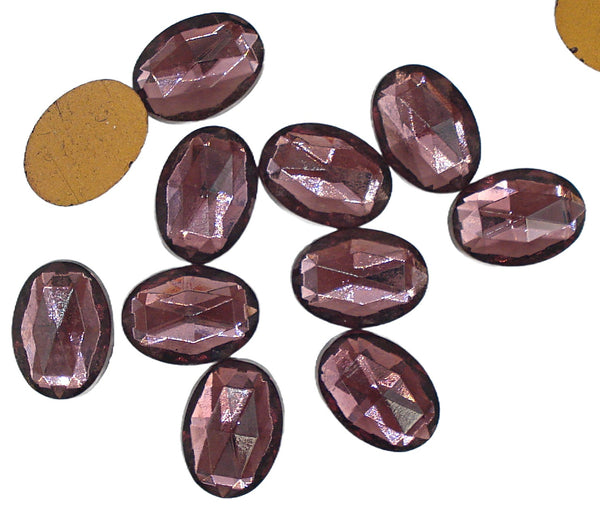 18x13mm (3293) Amethyst Purple Rauten Rose Oval Fully Faceted Top Flat Back