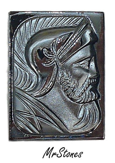 20x15mm Cushion Cameo Hematite Glass Right Facing Warrior 1961 West Germany