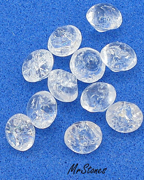 4.6-4.7mm (3189) (20ss) White Crackle Round Buff Top Doublet West Germany