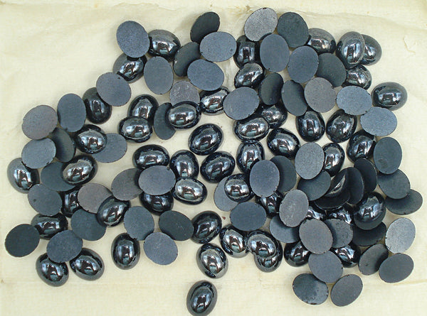 10x8mm (2195) Jet-Hematite Oval Glass Cabochon Unfoiled