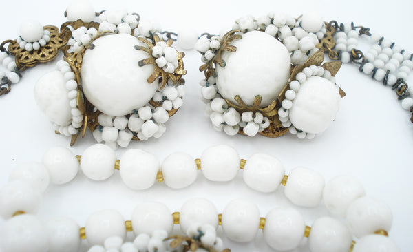 UNSIGNED MIRIAM HASKELL SET~Chalk White Cluster Glass Beads Baroque Gold Tone