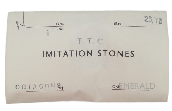 25x18mm (4626/2) TTC Czech Emerald Green Cushion Octagon