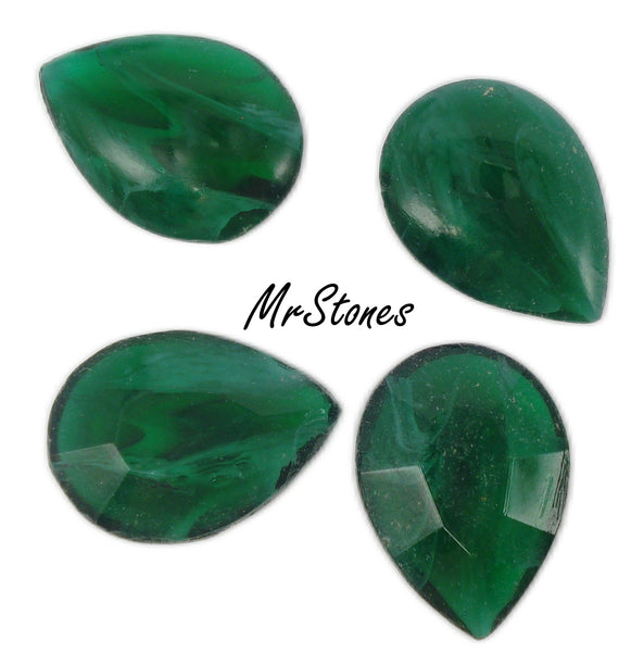 18x13mm (4320/2) Flawed Emerald Pear Pendeloque Shallow Cut