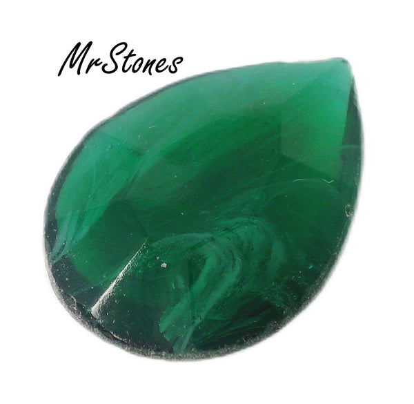 18x13mm (4320/2) Flawed Emerald Pear Pendeloque Shallow Cut