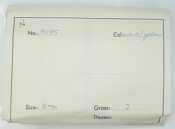 9mm 8.8mm Round Glass Cabochon White with Yellow Indented Heart West German