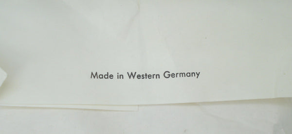 9mm 8.8mm Round Glass Cabochon White with Red Indented Hearts West German