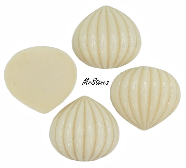 25mm Ivory Color Ribbed Leaf Glass Cabochon