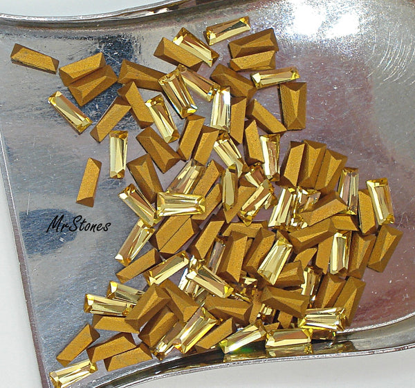 5x2.5x2mm (4700) #11 Light Topaz Tapered Baguette Keystone