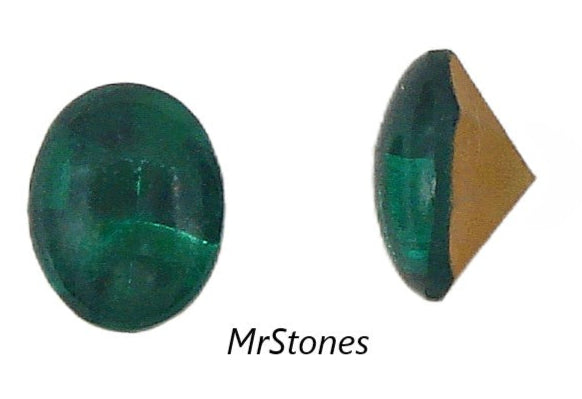 10x8mm (3188) Emerald Green Oval Buff Top Doublet