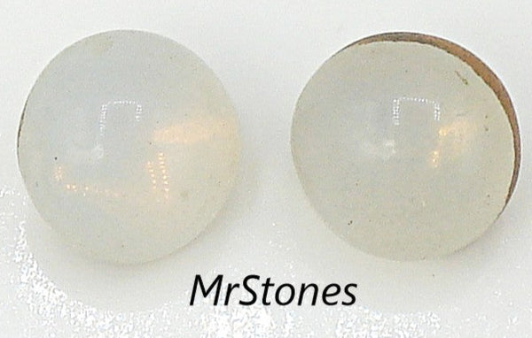7.1-7.3mm (3189) (34ss) White Opal Round Buff Top Doublet Gold Foiled
