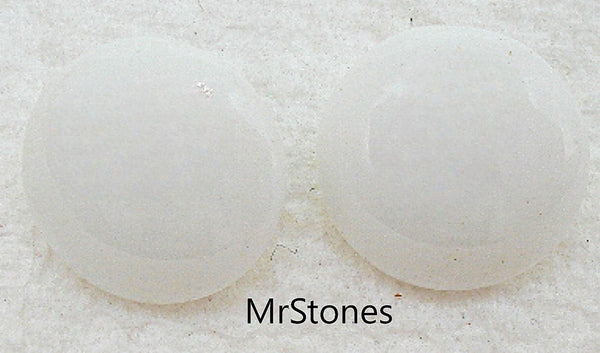 14-14.5mm (3189) (60ss) Chalk White Round Buff Top Doublet Pointed Back Opaque
