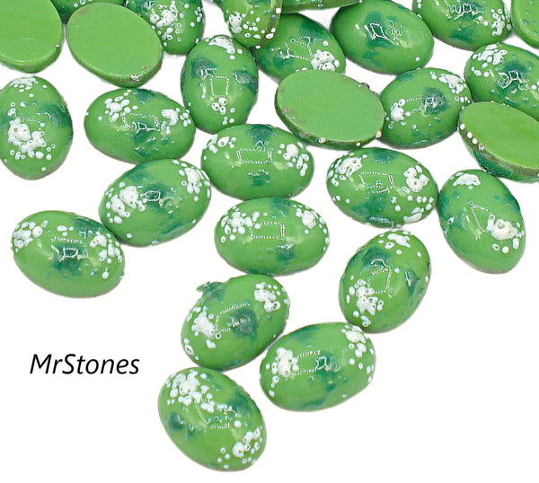 14x10mm (1685) Kelly Green Speckled White Textured Frit Oval Cabochon