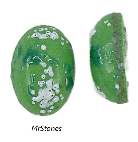 14x10mm (1685) Kelly Green Speckled White Textured Frit Oval Cabochon