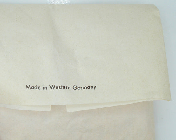 8x6mm (2195) Orange Oval Cabochon White Rays Petals Flower $1.00/5pcs or $5.95/100pcs