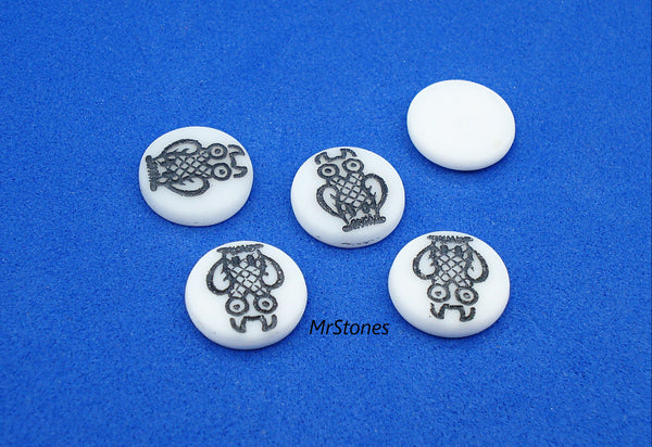 11mm (2194) White with Black Owl Round Cabochon Disc 3mm thick