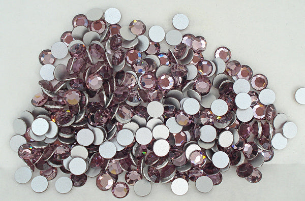 6.3-6.5mm (2000) (30ss) Light Amethyst Czech Round Flatback