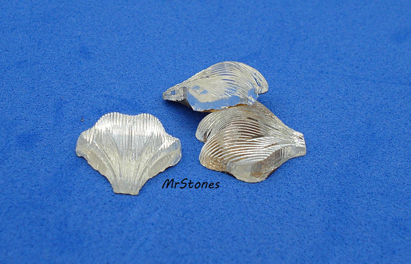 14x13mm Crystal Shell Flower Textured Top Flat Back