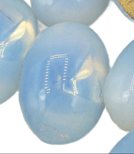 18x13mm (3188) Blue Sabrina Oval Shape Buff Top Doublet