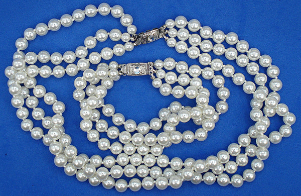 Vintage 3 Strand White Glass Pearl Set Necklace Bracelet