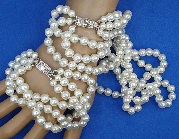 Vintage 3 Strand White Glass Pearl Set Necklace Bracelet