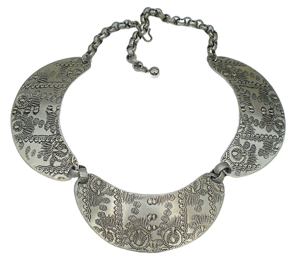 Necklace Aluminum Light Weight Etched Metal Detailed Scalloped Link