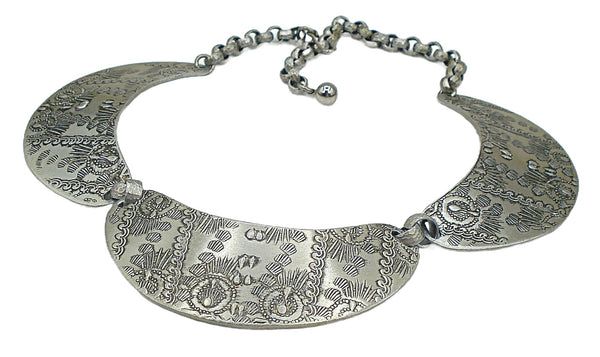 Necklace Aluminum Light Weight Etched Metal Detailed Scalloped Link