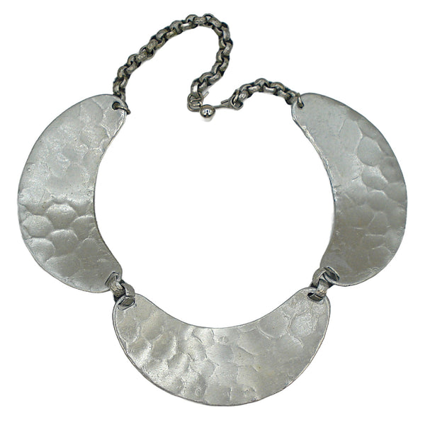 Necklace Aluminum Light Weight Etched Metal Detailed Scalloped Link
