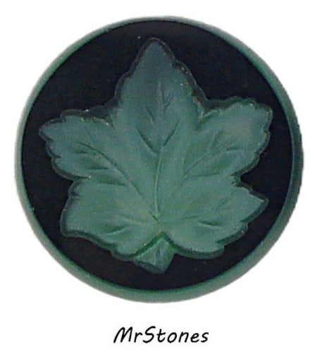 22mm (1684) Black Green Maple Leaf Intaglio Round Glass Stone
