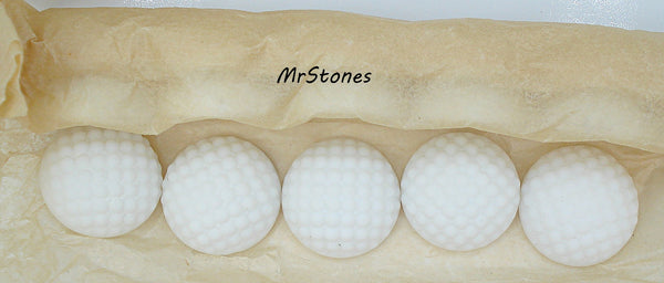 17.5mm (2194) Chalk White Textured Round Cabochon Conclave Back 7.5mm thick