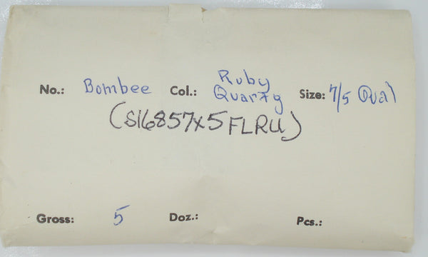 7x5mm (1685) Ruby Quartz Bombee Oval Cabochon