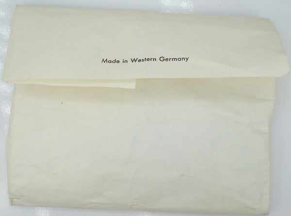 9mm (8.7mm) Round Cabochon Green with White 4 Leaf Clover Flower West German