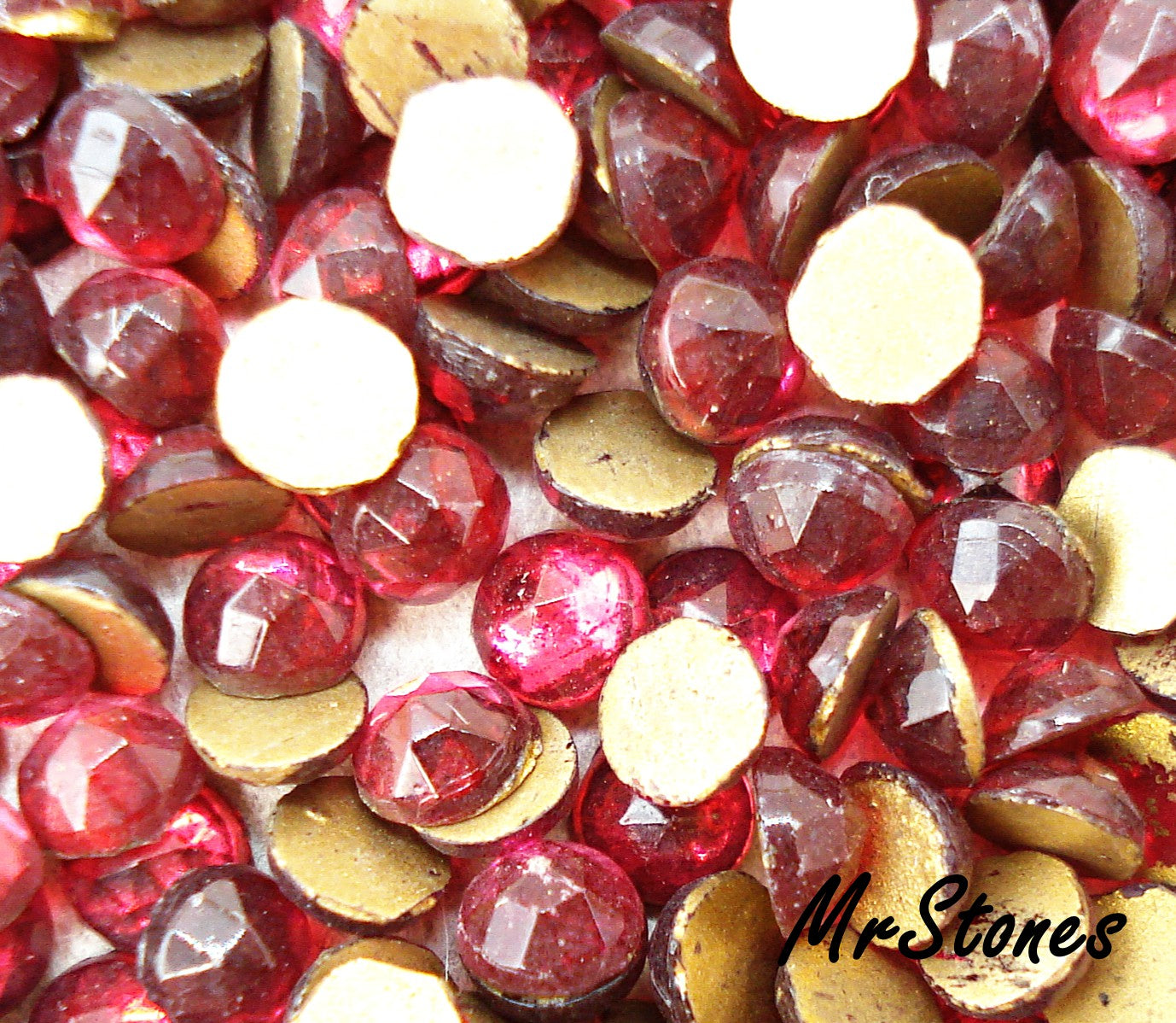 3mm (3293) Ruby Red Rauten Rose Cut Round Fully Faceted Point Top