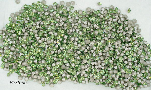 3.5mm (1028) (28pp) New Peridot Swarovski Silver Foil Round Chaton