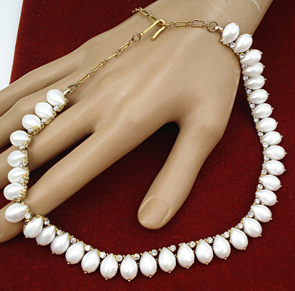 Trifari Choker Necklace Snow White Pear Pearl Cabochons Crystal Rhinestone Accents 17" x 1/2"