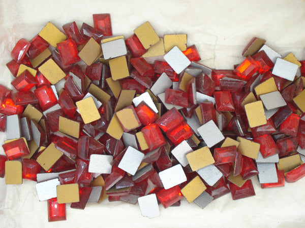 11x9mm (3932) Siam Red Cushion Flatback Rose Cut (11.6x8.9mm) 1pc/$.50 or 5pcs/$1.00