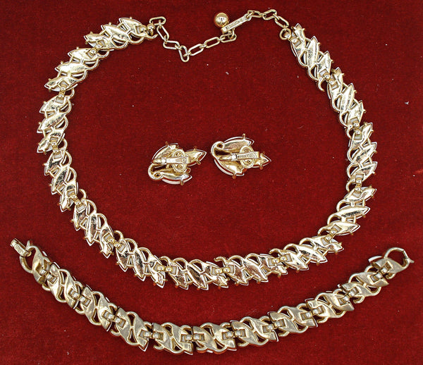 Trifari 3pc Set Necklace Earrings Bracelet Gold Tone White Lucite Leaves