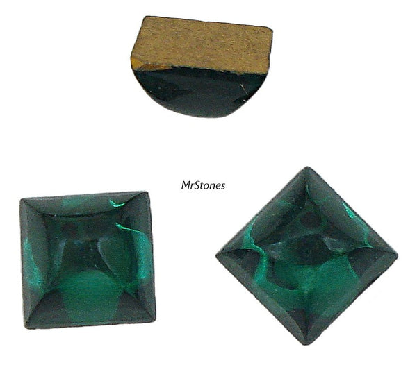 8mm (2062) Emerald Green High Dome Square Cabochon