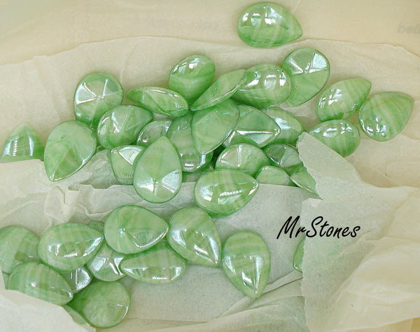 18x13mm (3101) Green Agate Luster Pear Pendeloque Buff Top Doublet West Germany