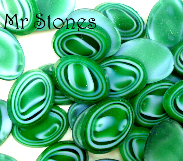 18x13mm (1685/2) TTC Green White Swirl Oval Flat Top Cabochon
