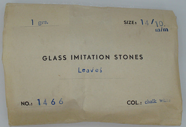 14x10mm (LEAF) Chalk White Pear Shape Leaf Leaves Pointed Back West Germany