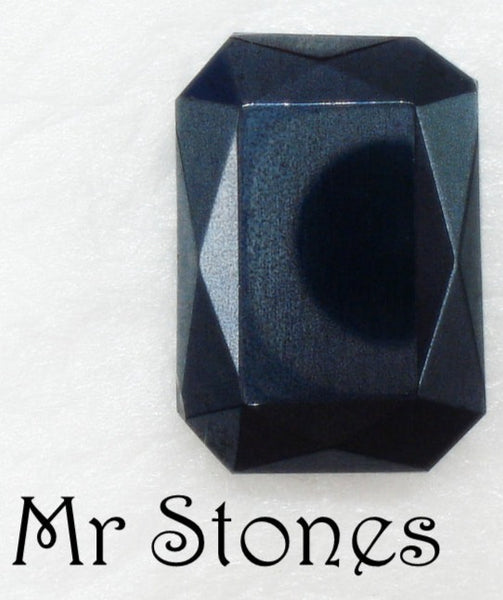 18x13mm (4626/2) TTC Hematite Cushion Octagon