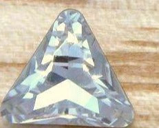 10mm (4722) CRYSTAL TRIANGLES